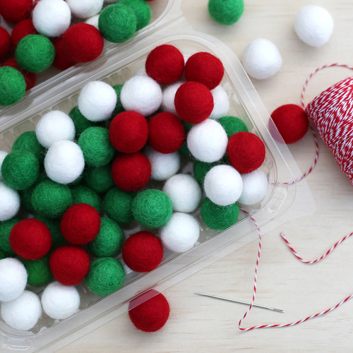 Felt Wool Balls Christmas Mix - Pack of 100